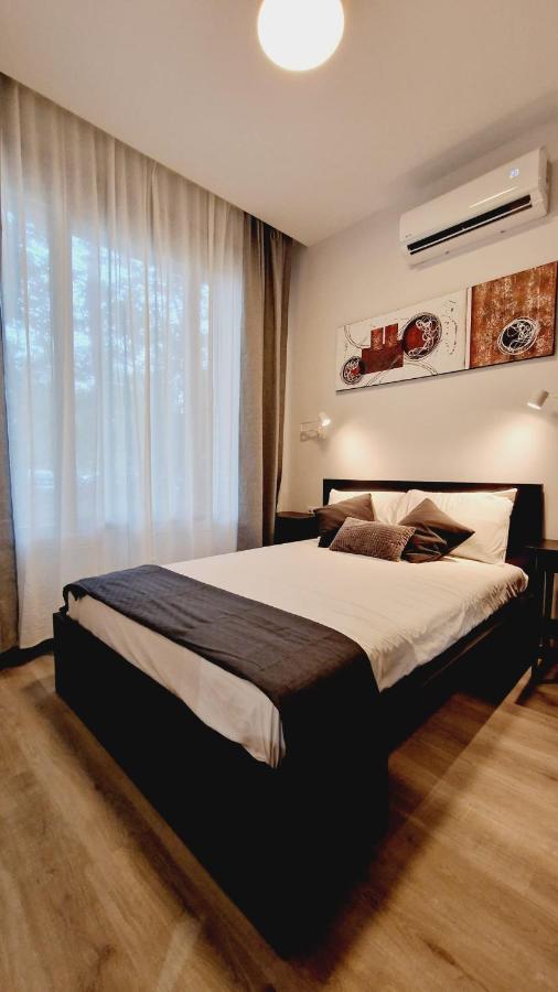 La Promesa Apartment Madrid Bagian luar foto